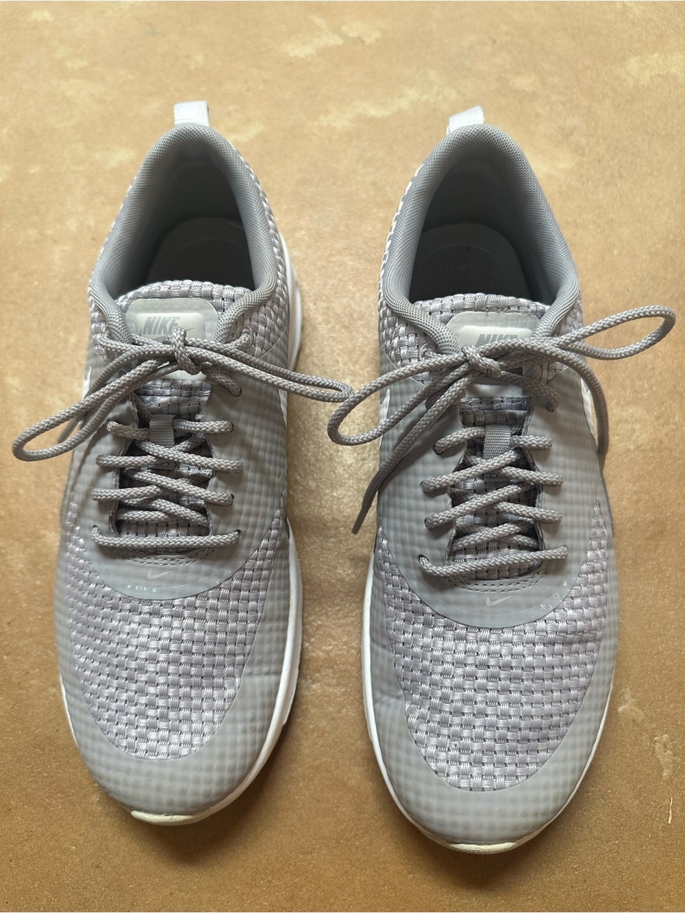 Nike Air Max Thea Premium Women’s Sneakers – Atmosphere Grey/White, Size 7.5